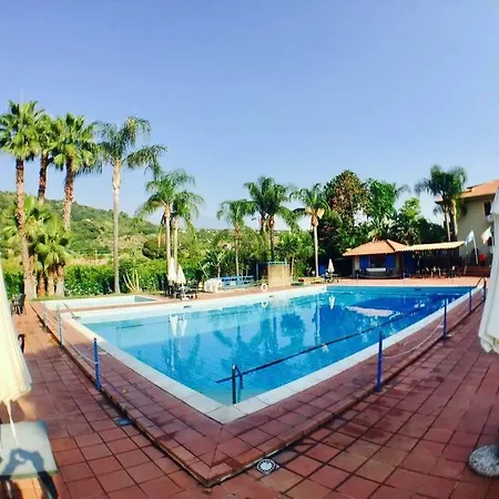 Nuccio's House * Santa Tecla